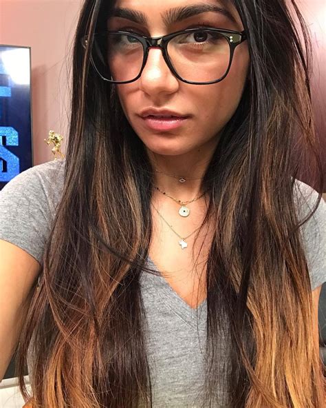 miakhalifa videos|Mia Khalifa